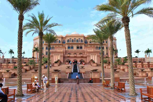 Abu Dhabi Túrák